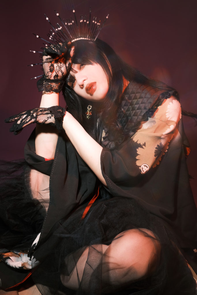 model: 存在だいすけ